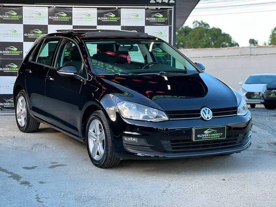 VOLKSWAGEN GOLF 1.4 TSI COMFORTLINE 16V GASOLINA 4P AUTOMÁTICO VOLKSWAGEN GOLF 1.4 TSI COMFORTLINE 16V GASOLINA 4P AUTOMÁTICO